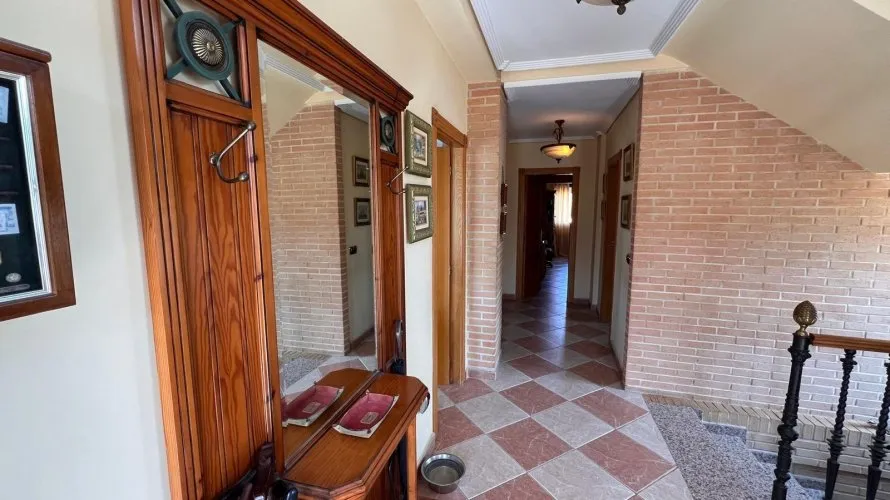 Villa de 480m² à Benidorm, Spain No. 656 № 16