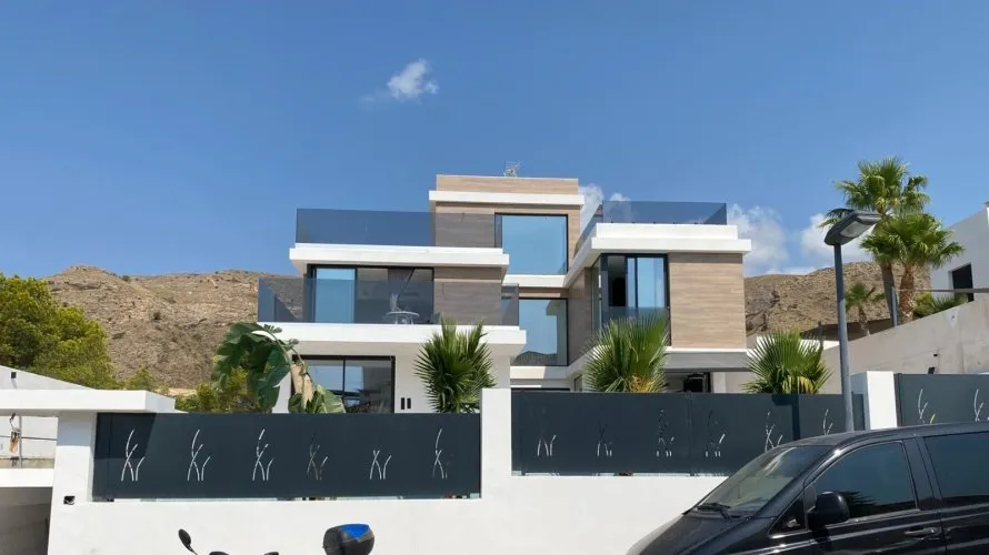 Villa de 6 chambres à Finestrat, Spain No. 839 № 3