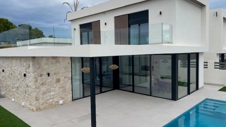 Villa de 3 chambres à Alicante, Spain No. 534 № 14