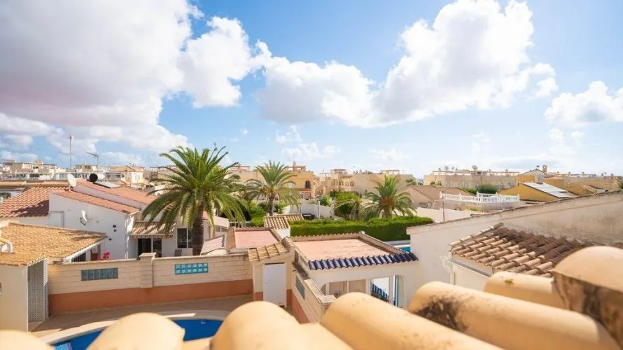 Villa de 4 chambres à Alicante, Spain No. 831 № 20