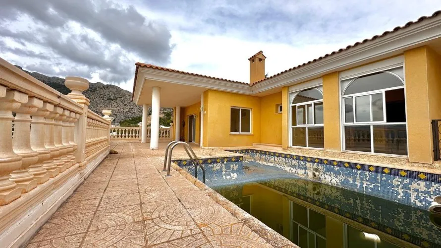 Villa de 5 chambres à Zona Altea Hills, Spain No. 498 № 1