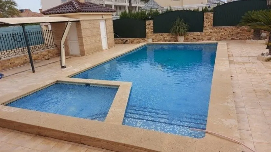 Villa de 5 chambres à La Veleta, Spain No. 334