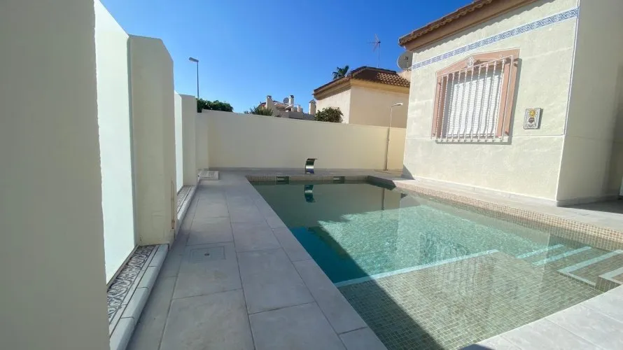 Villa de 2 chambres à Torreblanca, Spain No. 138 № 11
