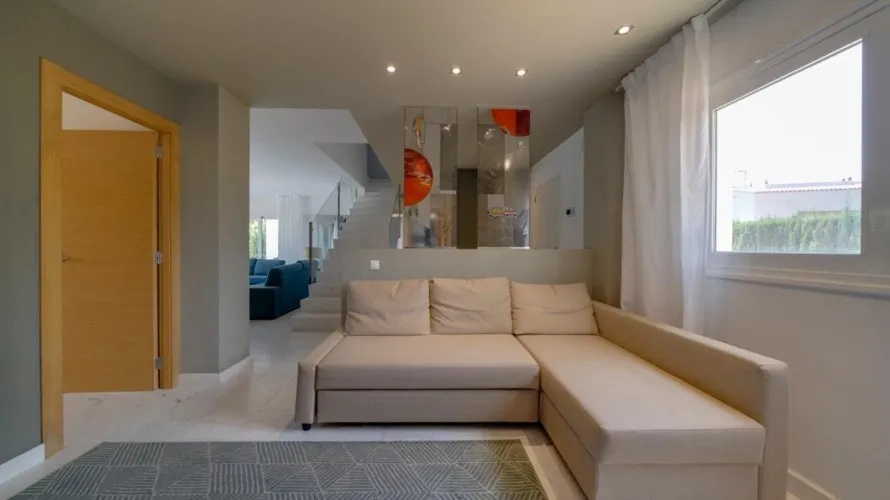 Villa de 4 chambres à Albir, Spain No. 539 № 7