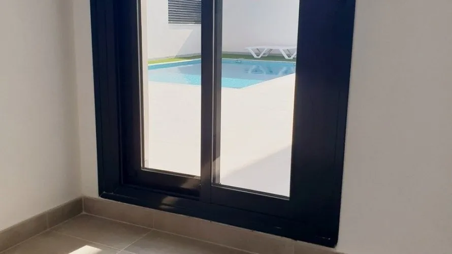 Villa de 3 chambres à Pinar De Campoverde, Spain No. 345 № 2