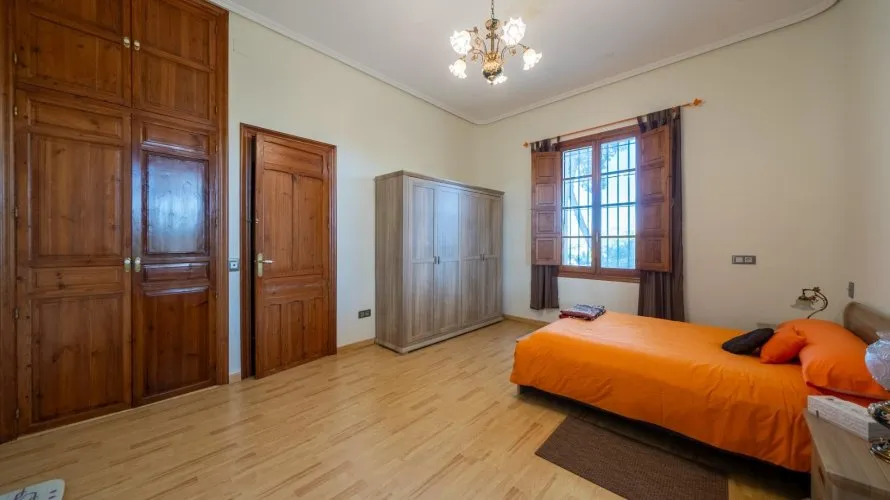 House de 7 chambres à Mutxamel, Spain No. 658 № 27
