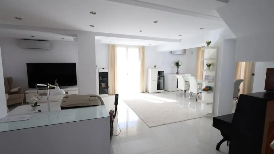 Apartment de 4 chambres à Cabo Roig, Spain No. 846 № 9