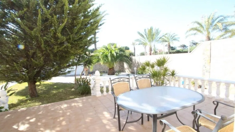 Villa de 5 chambres à Cabo Roig, Spain No. 563 № 20