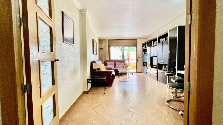 Apartment de 3 chambres à Torrevieja, Spain No. 156 № 9