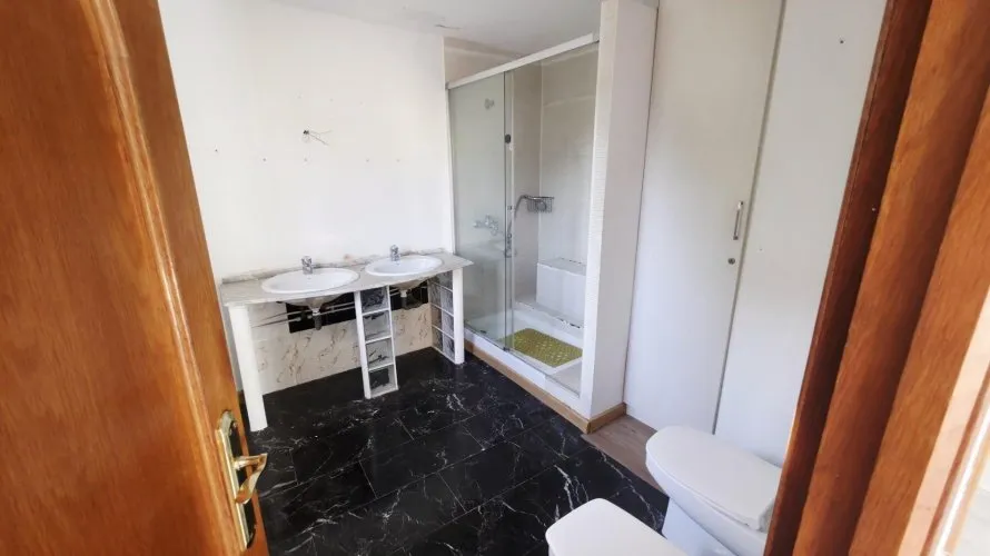Apartment de 5 chambres à Alicante, Spain No. 906 № 24