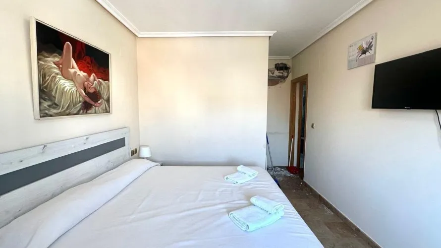 Apartment de 4 chambres à Torrevieja, Spain No. 765 № 22