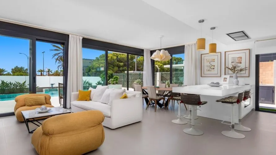 Villa de 4 chambres à Campoamor, Spain No. 662 № 10