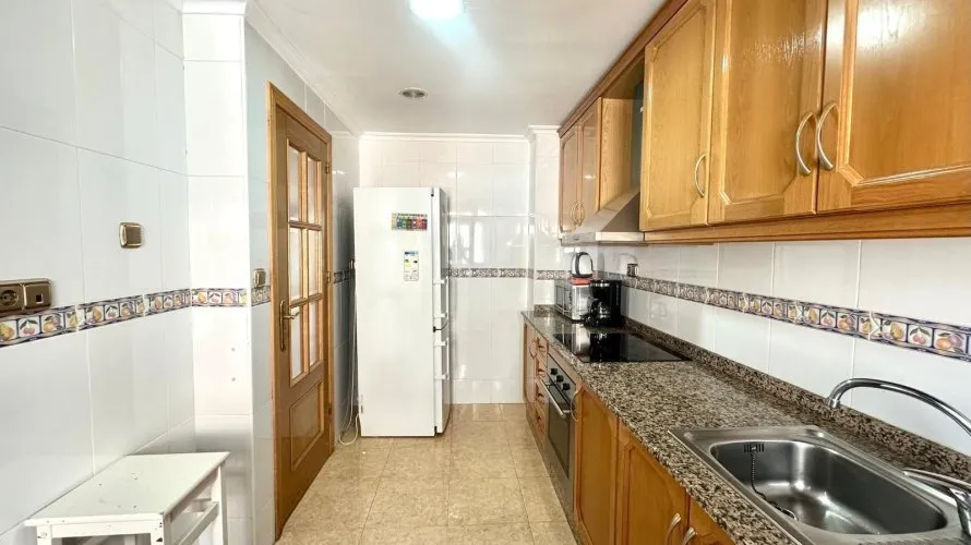 Apartment de 4 chambres à Torrevieja, Spain No. 765 № 8