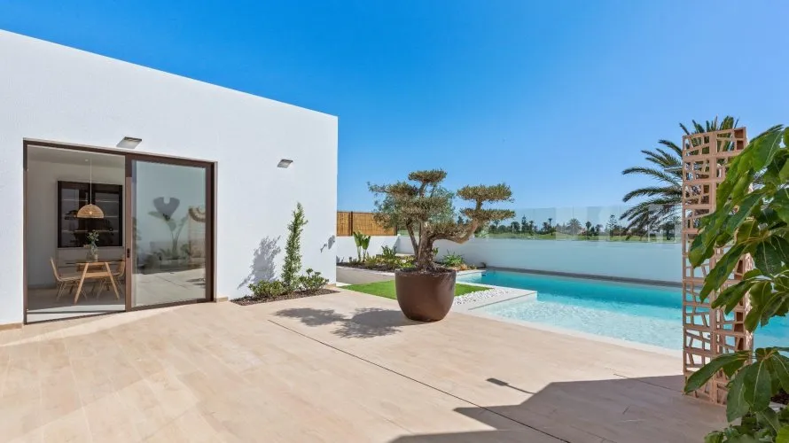 Villa de 3 chambres à Los Alcazares, Spain No. 829 № 2