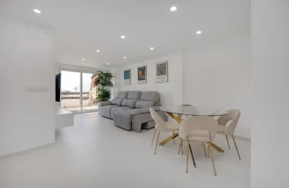 Apartment de 3 chambres à Torrevieja, Spain No. 903