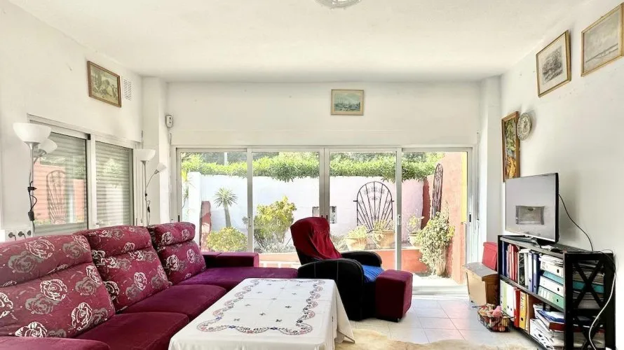 Villa de 4 chambres à L'Alfàs del Pi, Spain No. 452 № 1