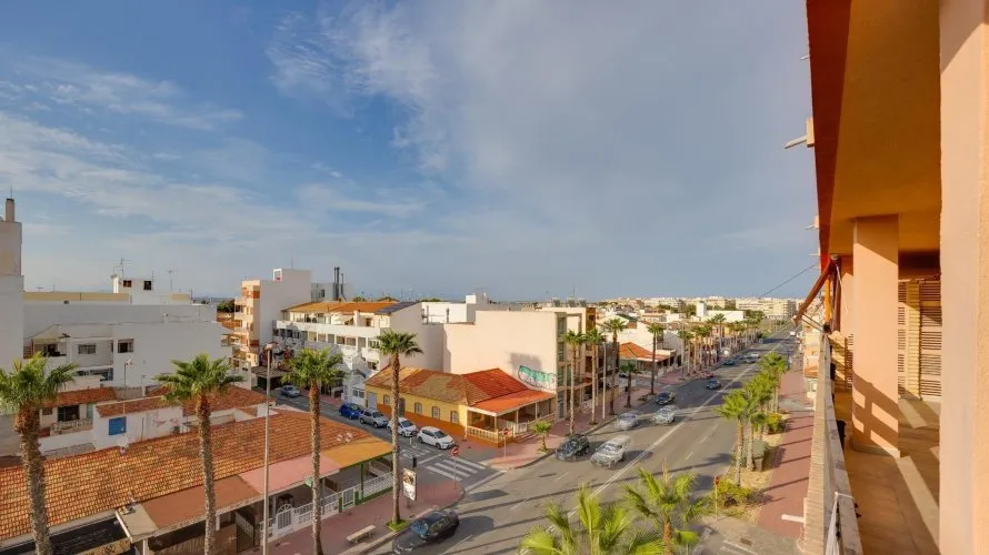 Apartment de 3 chambres à Torrevieja, Spain No. 903 № 11