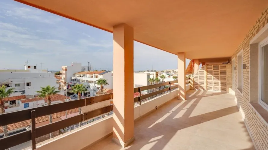 Apartment de 3 chambres à Torrevieja, Spain No. 903 № 7