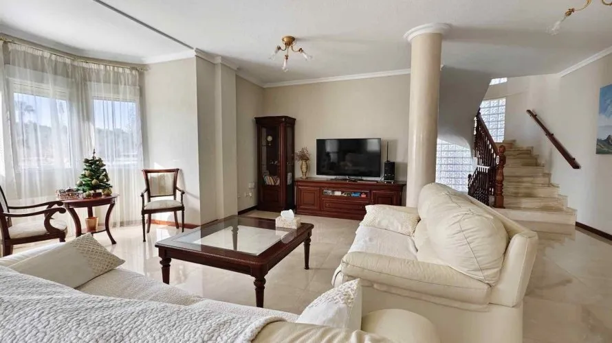 Villa de 5 chambres à Ciudad Quesada, Spain No. 105 № 18
