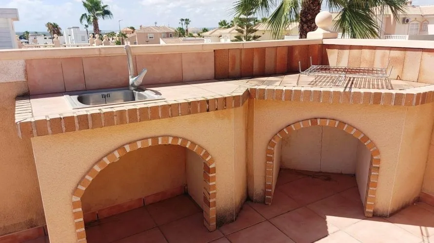 Villa de 3 chambres à Ciudad Quesada, Spain No. 492 № 27