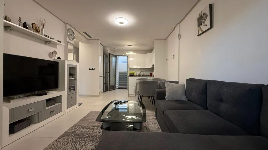 Apartment de 3 chambres à Torrevieja, Spain No. 167