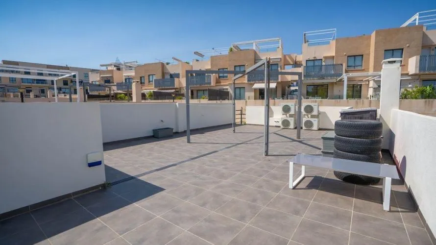 Villa de 3 chambres à La Zenia, Spain No. 797 № 27