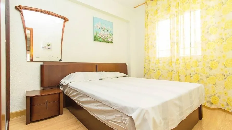 Apartment de 3 chambres à Torrevieja, Spain No. 240 № 11