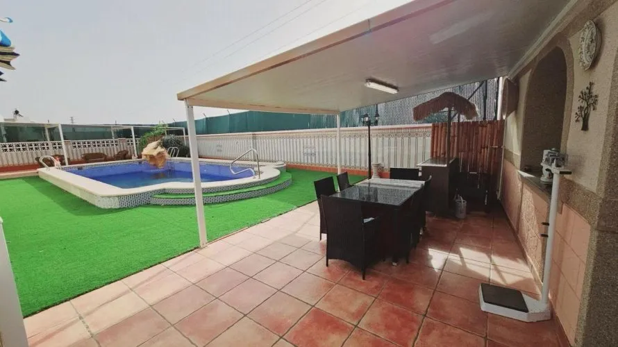 Villa de 5 chambres à Torrevieja, Spain No. 716 № 6