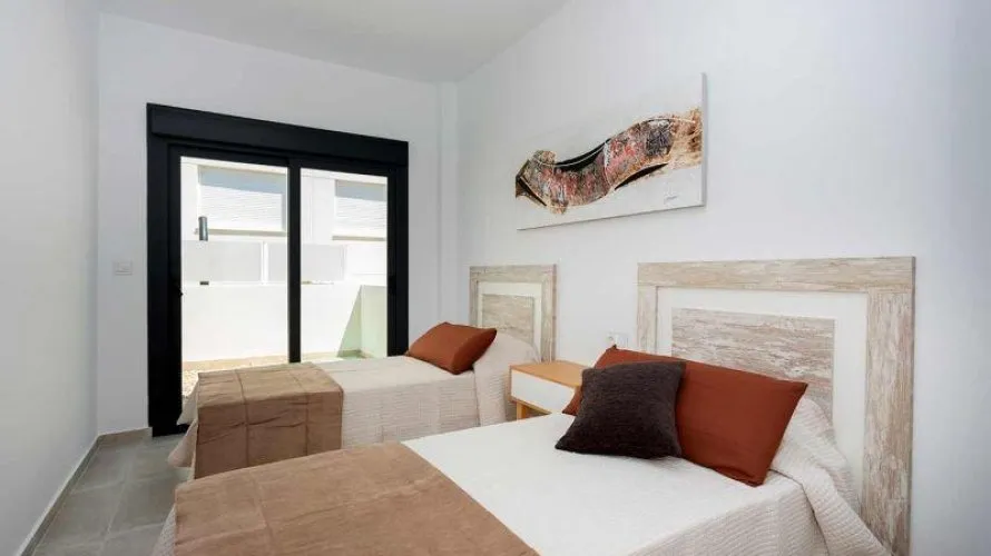 Villa de 3 chambres à Daya Nueva, Spain No. 275 № 17