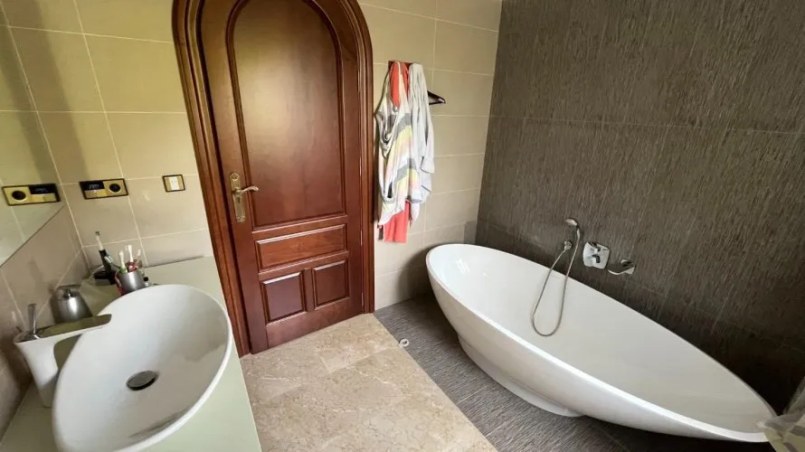 Villa de 4 chambres à Altea La Vella, Spain No. 502 № 22