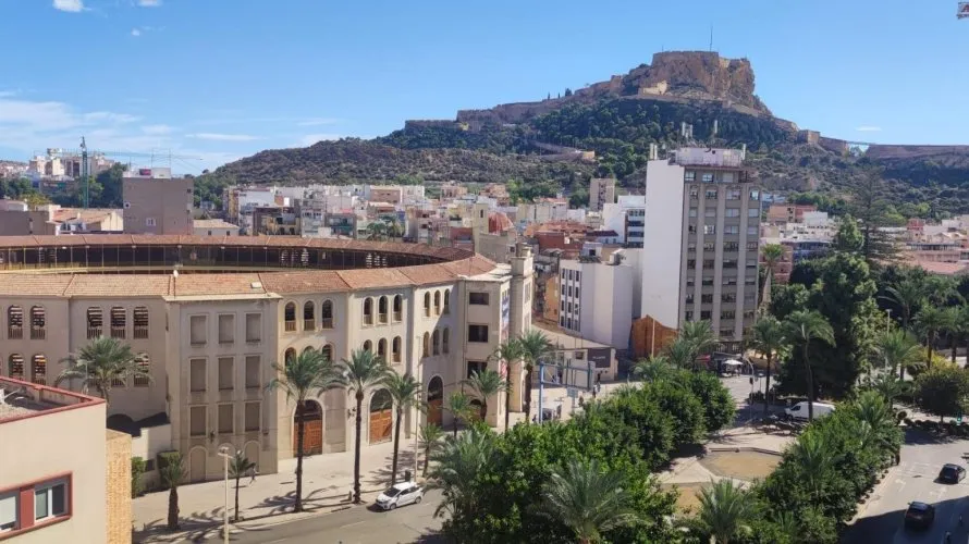 Apartment de 2 chambres à Alicante, Spain No. 900 № 15