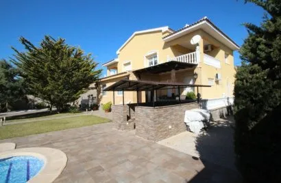 Villa de 5 chambres à Cabo Roig, Spain No. 563
