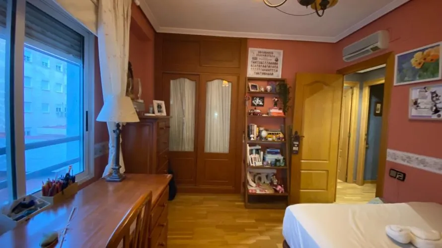 Apartment de 4 chambres à Alicante, Spain No. 689 № 7