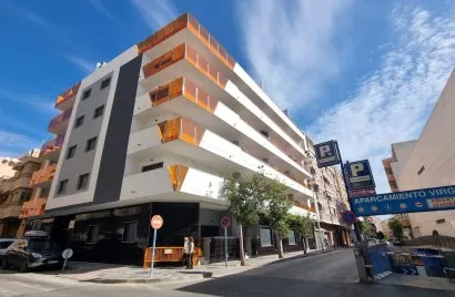 Apartment de 3 chambres à Torrevieja, Spain No. 104