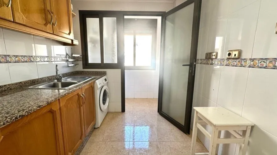 Apartment de 4 chambres à Torrevieja, Spain No. 765 № 9