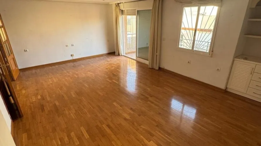 Apartment de 3 chambres à Torrevieja, Spain No. 806 № 2