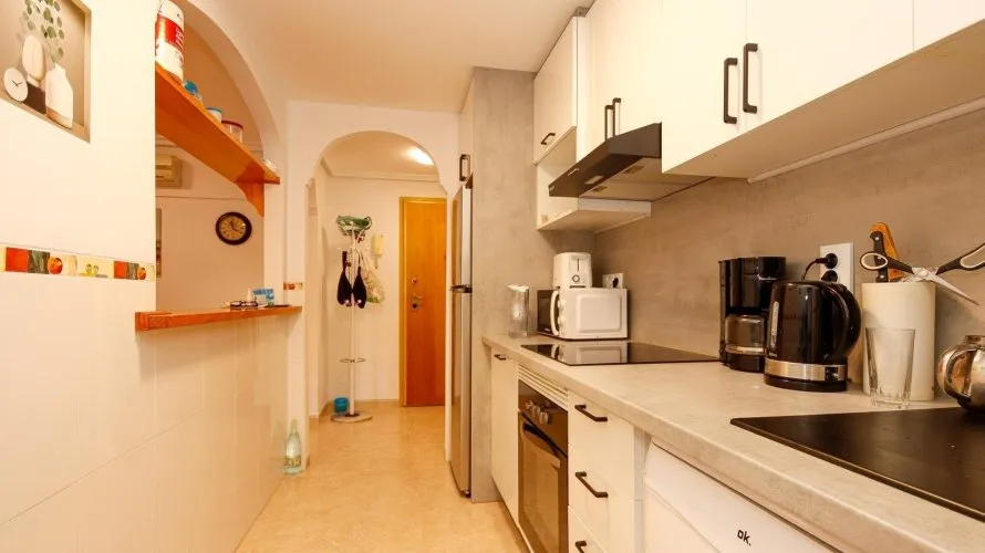 Apartment de 1 chambre à Alicante, Spain No. 1120 № 2