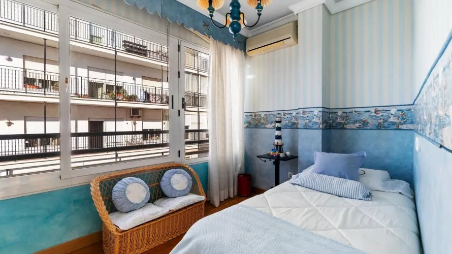 Apartment de 128m² à Torrevieja, Spain No. 982 № 4