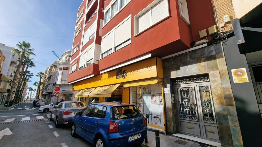 Apartment de 3 chambres à Torrevieja, Spain No. 2042 № 25