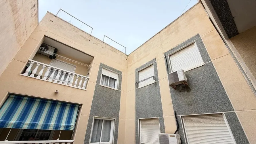 Apartment de 1 chambre à Torrevieja, Spain No. 2119 № 3