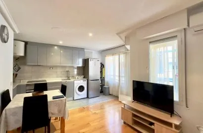 Apartment de 2 chambres à Torrevieja, Spain No. 2121