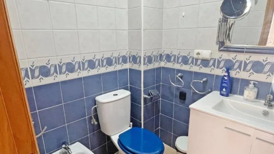 House de 72m² à Guardamar del Segura, Spain No. 2219 № 16