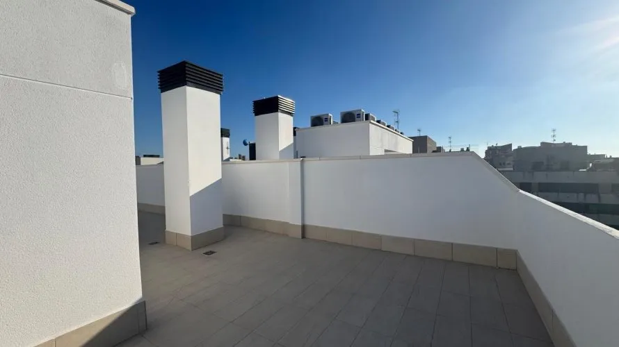 Penthouse de 3 chambres à Alicante, Spain No. 1179