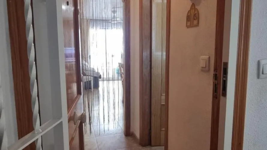Apartment de 2 chambres à Torrevieja, Spain No. 2089 № 16