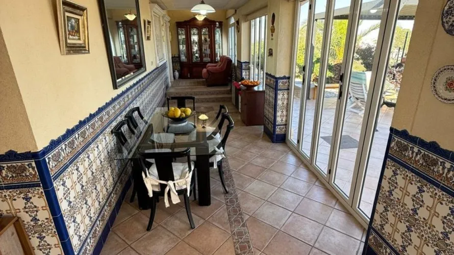 Villa de 4 chambres à Villamartin, Spain No. 1097 № 23