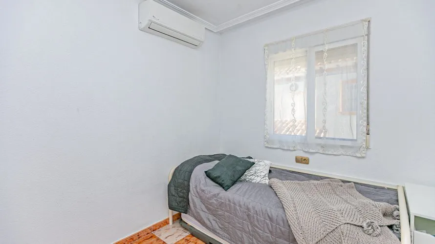 Apartment de 74m² à Playa Flamenca II, Spain No. 1083 № 20