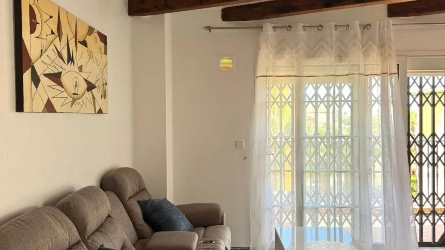 Apartment de 2 chambres à Torrevieja, Spain No. 995 № 1