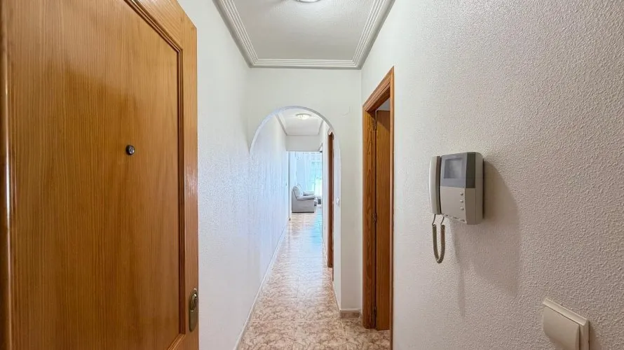 Apartment de 2 chambres à Torrevieja, Spain No. 2120 № 28