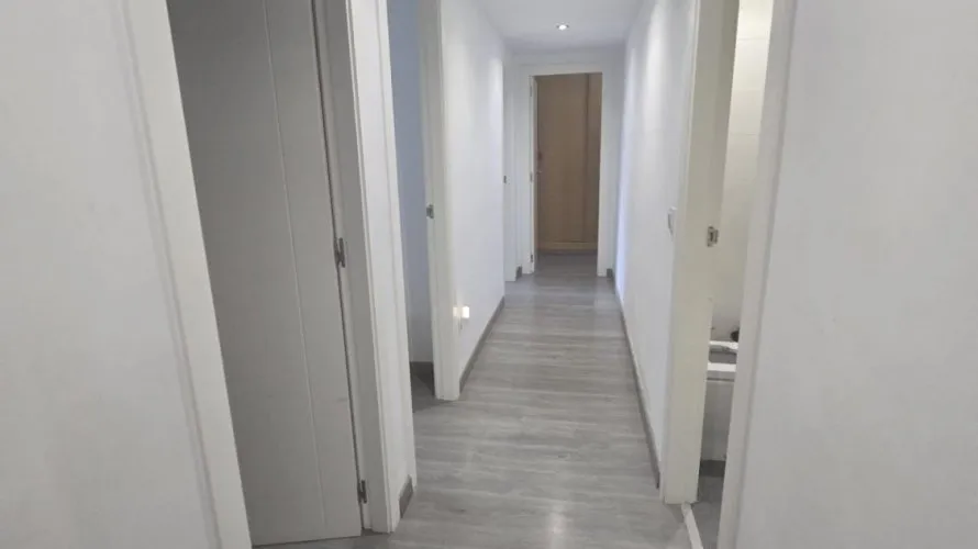 Apartment de 4 chambres à Paterna, Spain No. 1457 № 20