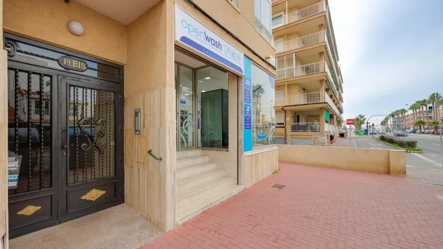 Apartment de 2 chambres à Torrevieja, Spain No. 2147 № 2